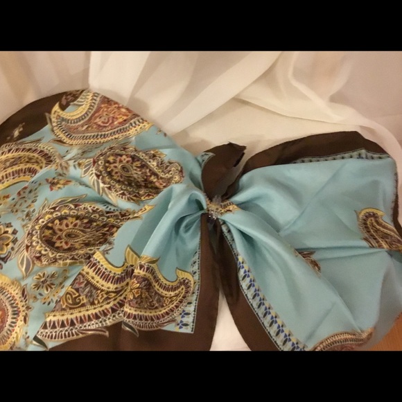 Pollini Accessories - Pollini square Blue silk scarf